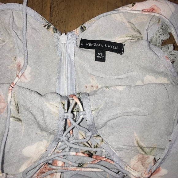 Kendall & Kylie Romper NWOT - Picture 2 of 7